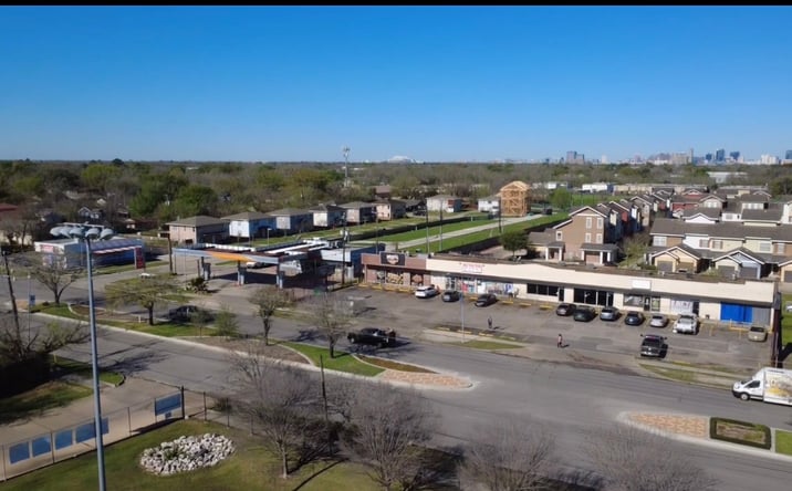 Pictures of Retail property located at 5822 Martin Luther King Blvd, Houston, TX 77021 for sales - image #1