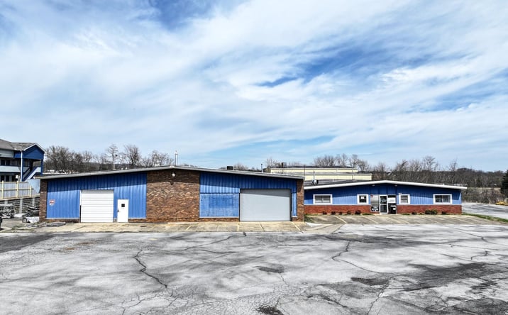 Pictures of Office, Industrial, Mixed Use property located at 965 E Andrew Johnson Hwy, Greeneville, TN 37745 for sales - image #1