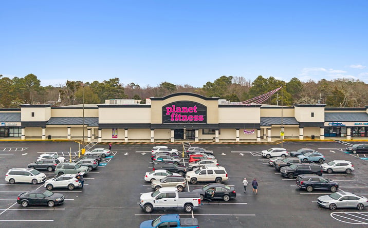 Pictures of Retail property located at 3333 N Main St, Hope Mills, NC 28348 for sales - image #1
