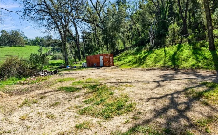 Pictures of Land property located at Tres Vista, Paso Robles, CA 93446 for sales - image #1