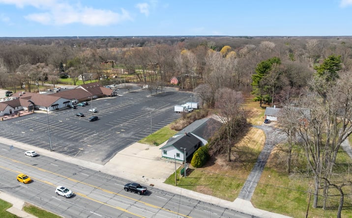 Pictures of Mixed Use, Office, Retail, Special Purpose property located at 2111 Cassopolis St, Elkhart, IN 46514 for sales - image #1
