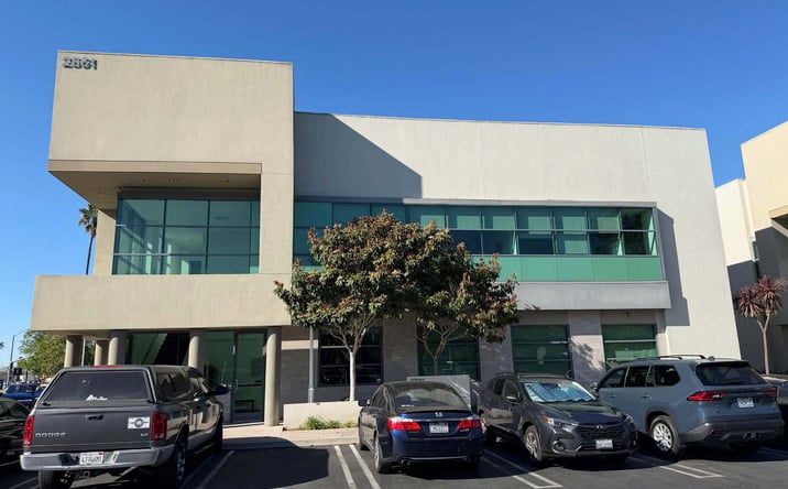 Pictures of Office property located at 2861 N Ventura Rd, Oxnard, CA 93036 for sales - image #1