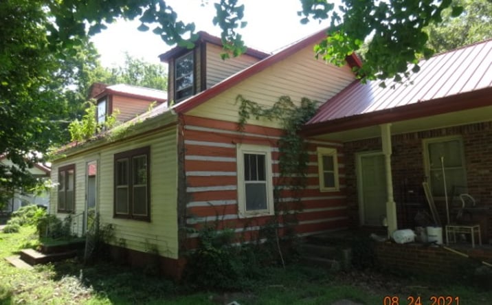 Pictures of Land property located at 91 Lyle Ln, Nashville, TN 37210 for sales - image #1