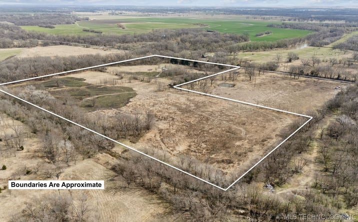 Pictures of Land property located at 981 N Virginia, Bartlesville, OK 74003 for sales - image #1