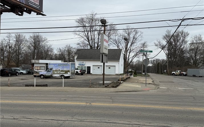 Pictures of Special Purpose property located at 3345 Youngstown Se Road, Warren, OH 44484 for sales - image #1