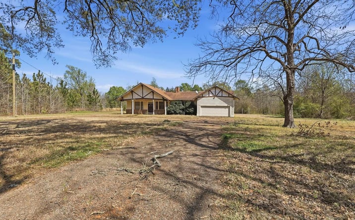 Pictures of Special Purpose property located at 2141 N Hwy 271, Pittsburg, TX 75686 for sales - image #1
