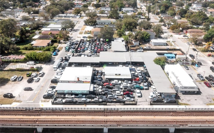 Pictures of Industrial, Retail property located at 5700 NW 27th Ave, Miami, FL 33142 for sales - image #1