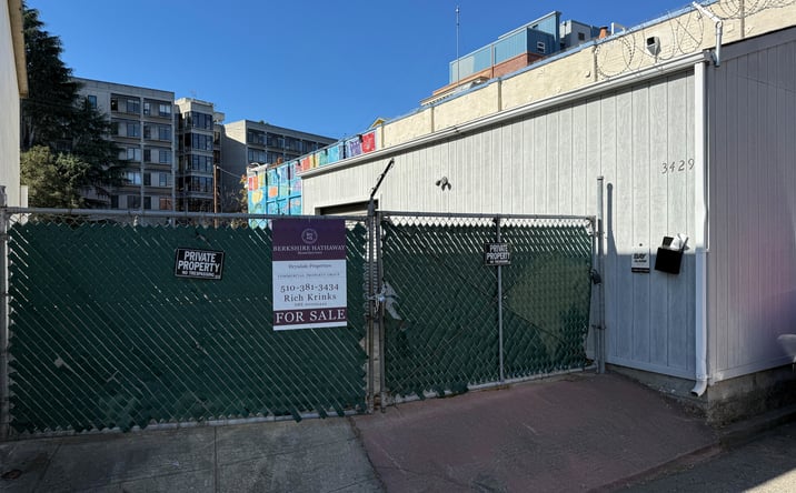 image of property at 3429 EDEN LN Oakland CA 94601-3128