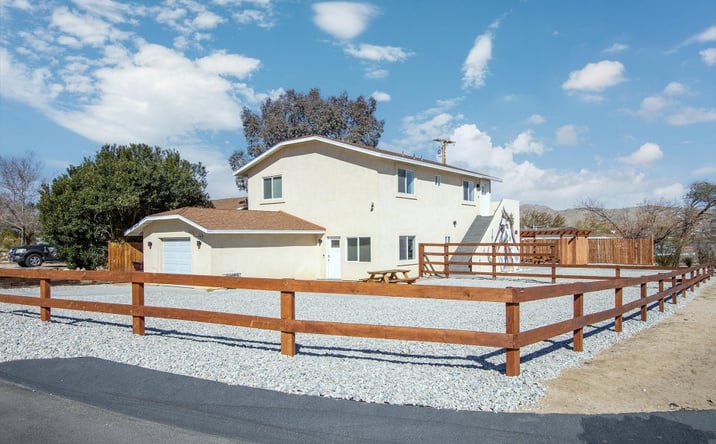 Pictures of Multifamily property located at 61786 Desert Air Rd, Joshua Tree, CA 92252 for sales - image #1