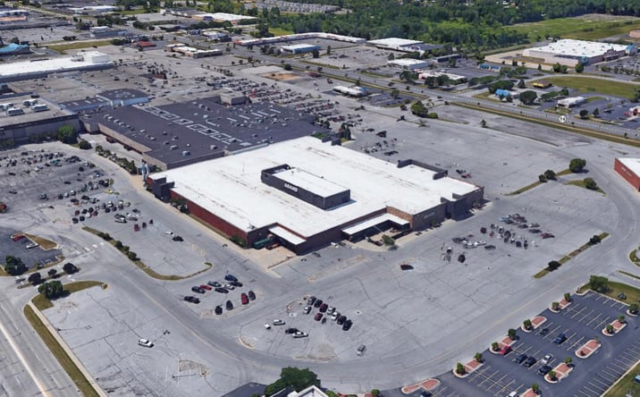 Pictures of Retail property located at 4900 Fashion Square Mall, Saginaw, MI 48604 for sales - image #1