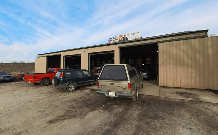 Pictures of Industrial property located at 1618 County Road 2950, Mountain View, MO 65548 for sales - image #1
