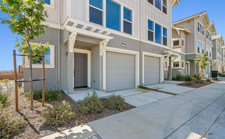 Pictures of Multifamily property located at 141 SKYLINE VISTA WAY WATSONVILLE CA 95076, WATSONVILLE, CA 95076 for sales - image #1