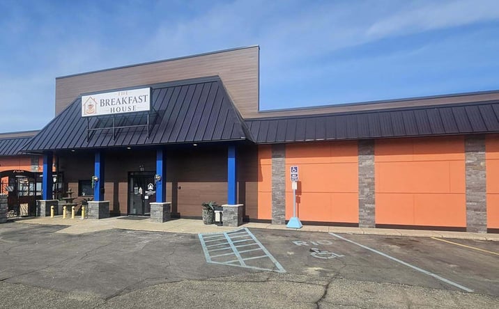 Pictures of Retail property located at 69 28th St SW, Grand Rapids, MI 49548 for sales - image #1