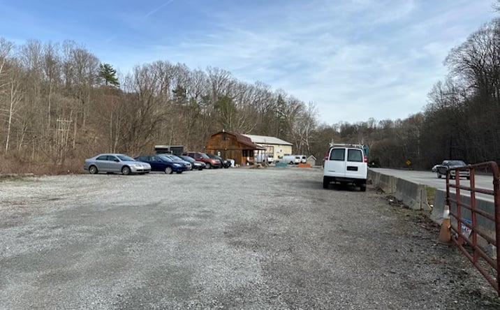 Pictures of Retail property located at 1371 PA-51, Clairton, PA 15025 for sales - image #1