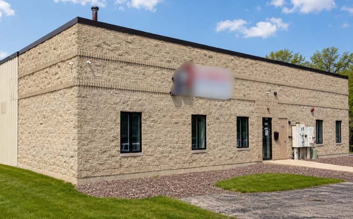 Pictures of Industrial property located at 1718 South Park Avenue, Streamwood, IL 60107 for sales - image #1