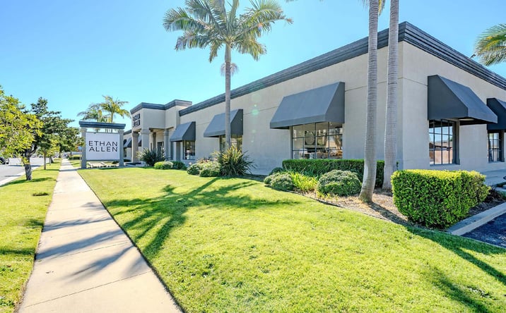Pictures of Retail property located at 2700 Sepulveda Blvd, Torrance, CA 90505 for sales - image #1