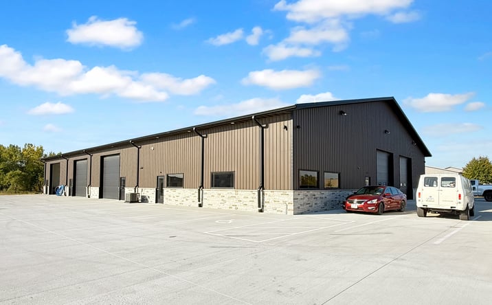 Pictures of Industrial property located at 1911 NE 58th Ave, Des Moines, IA 50313 for sales - image #1