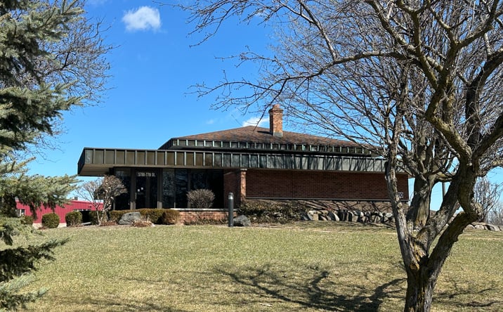 Pictures of Office property located at 5700 77th St, Kenosha, WI 53142 for sales - image #1