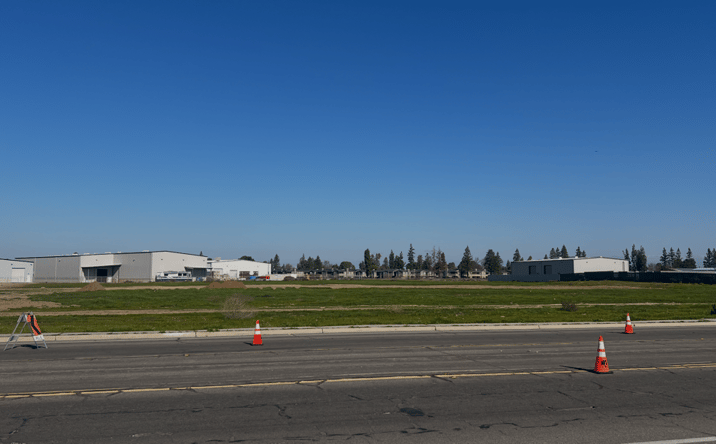 Pictures of Land property located at 5024 E Dakota Ave, Fresno, CA 93727 for sales - image #1