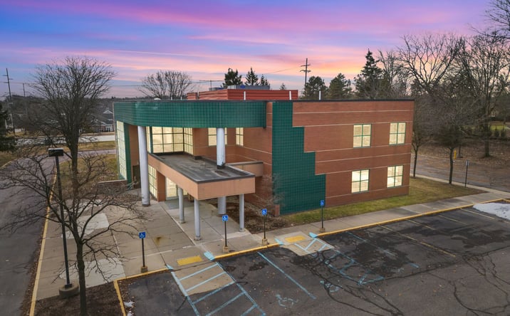 Pictures of Office property located at 40000 W Eight Mile Road, Northville, MI 48167 for sales - image #1