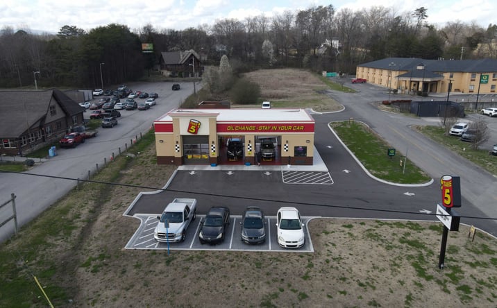 Pictures of Retail property located at 115 Welcome Ln, Clinton, TN 37716 for sales - image #1