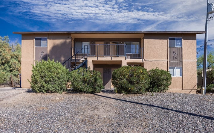 Pictures of Multifamily property located at 450 Palm Dr, Wickenburg, AZ 85390 for sales - image #1