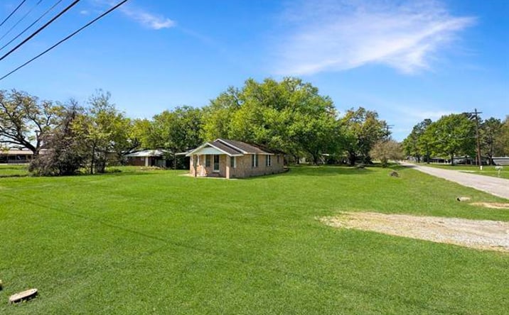 Pictures of Mixed Use, Land property located at 13409 LA-44, Gonzales, LA 70737 for sales - image #1