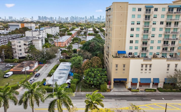 Pictures of Land property located at 975 SW 37th Avenue, Miami, FL 33135 for sales - image #1