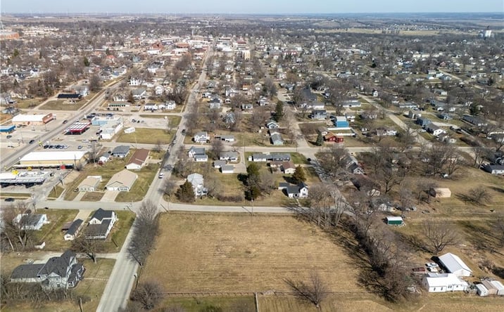 Pictures of Land, Multifamily property located at S Market LOT 3 Street, Maryville, MO 64468 for sales - image #1
