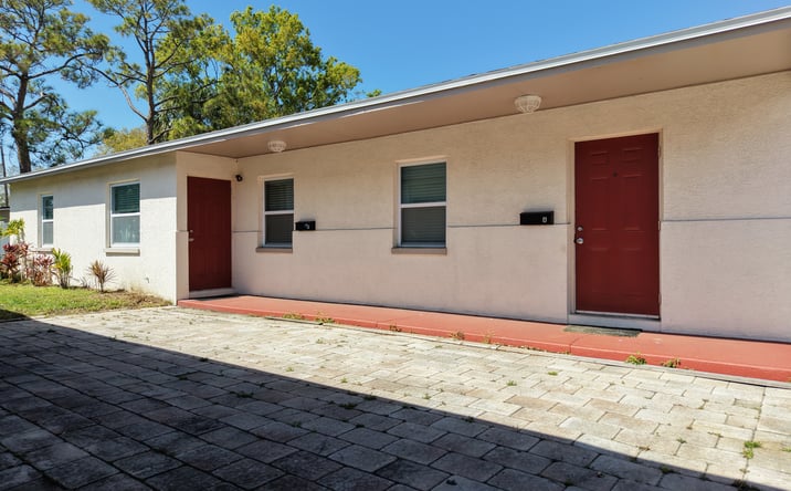 Pictures of Multifamily property located at 6625 S Westshore Blvd, Tampa, FL 33616 for sales - image #1