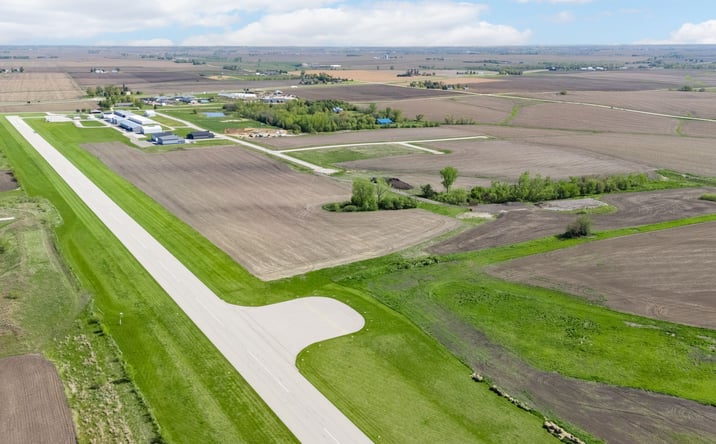 Pictures of Land property located at Aircom Dr, Marion, IA 52302 for sales - image #1