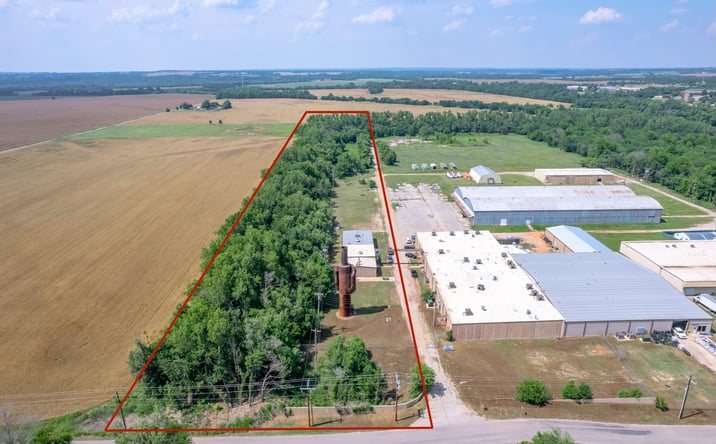 Pictures of Industrial property located at 851 N 4th St, Guthrie, OK 73044 for sales - image #1