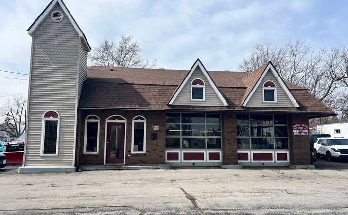 Pictures of Retail property located at 5822 Transit Rd, Depew, NY 14043 for sales - image #1