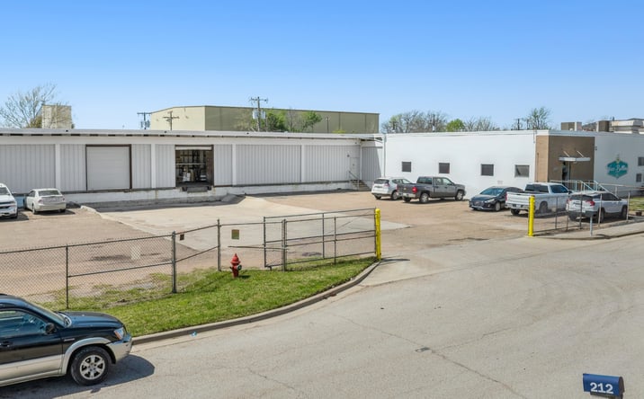 Pictures of Industrial property located at 209 Otis Dr, Woodway, TX 76712 for sales - image #1