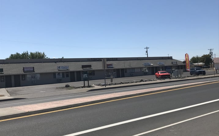 Pictures of Mixed Use, Office, Retail property located at 1300 6th St, Umatilla, OR 97882 for sales - image #1
