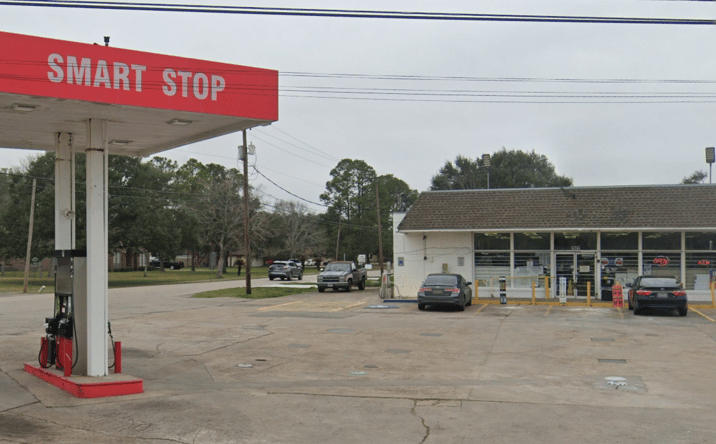 Pictures of Business for Sale, Retail property located at 2202 W South St, Alvin, TX 77511 for sales - image #1