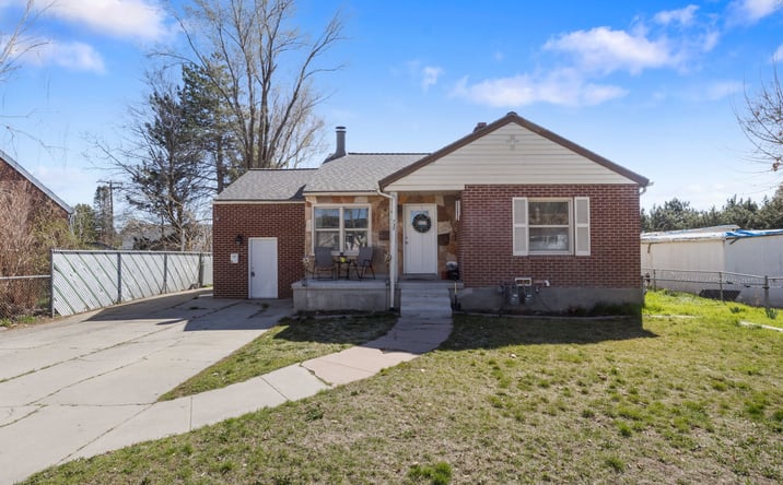 Pictures of Multifamily property located at 732 E 1000 S, Clearfield, UT 84015 for sales - image #1