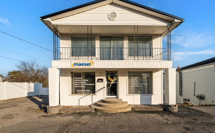 Pictures of Mixed Use, Office, Retail property located at 403 N Miles St, Elizabethtown, KY 42701 for sales - image #1
