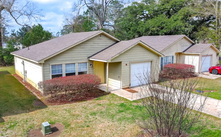 Pictures of Multifamily property located at 43542 Willow Villa Rd, Hammond, LA 70403 for sales - image #1