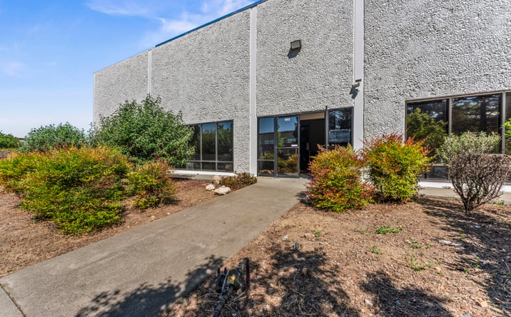 Pictures of Industrial property located at 962 Kaiser Rd, Napa, CA 94558 for sales - image #1