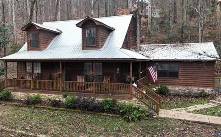 Pictures of Hospitality property located at 3414 Wyeth Dr, Guntersville, AL 35976 for sales - image #1