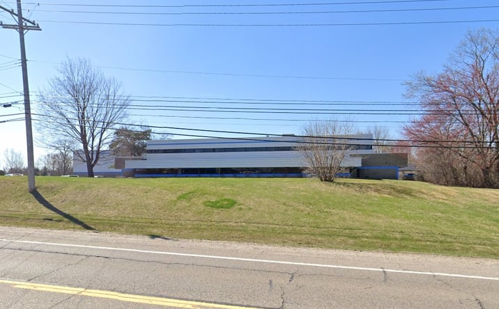 Pictures of Industrial property located at 41001 Grand River Ave, Novi, MI 48375 for sales - image #1