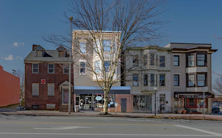 Pictures of Retail, Multifamily, Mixed Use property located at 304 S George St, York, PA 17401 for sales - image #1