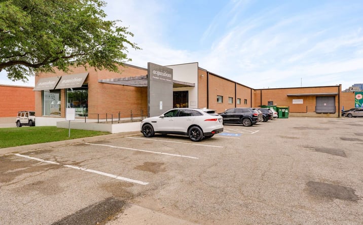 Pictures of Industrial property located at 1710 Hi Line Dr, Dallas, TX 75207 for sales - image #1
