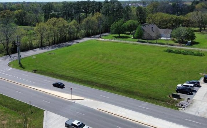 Pictures of Land property located at 1288 S Bernard Rd, Broussard, LA 70518 for sales - image #1