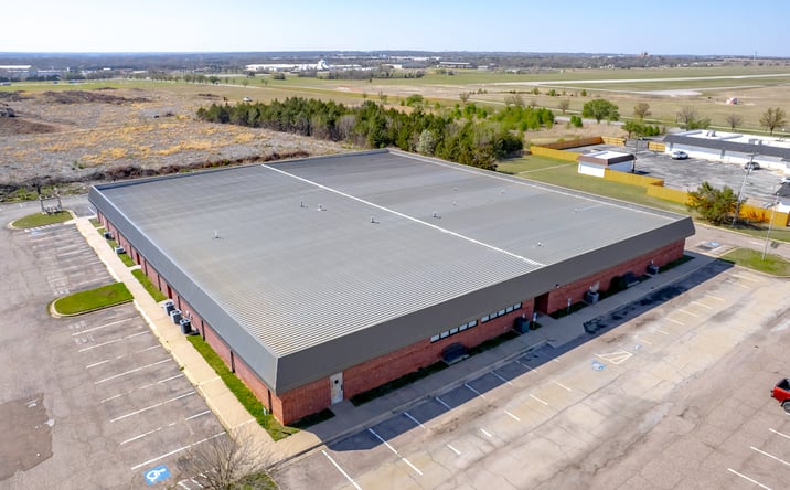 Pictures of Office property located at 1400 N Kennedy Ave, Shawnee, OK 74801 for sales - image #1