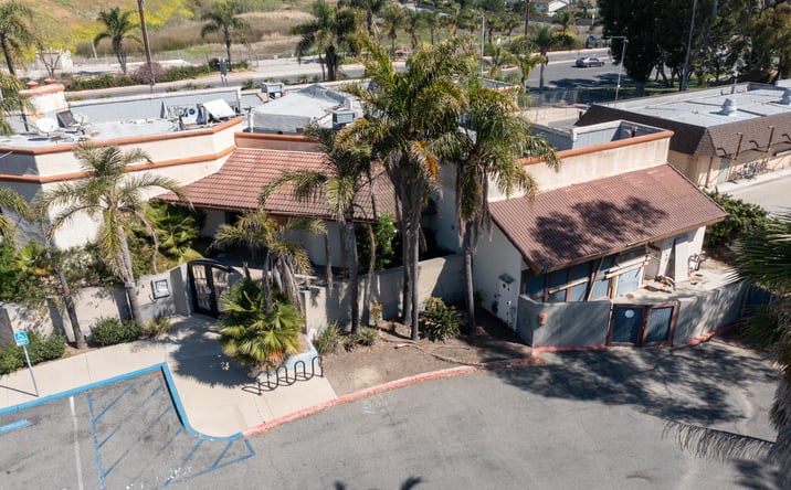 Pictures of Retail property located at 8082 Adams Ave, Huntington Beach, CA 92646 for sales - image #1