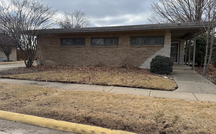 Pictures of Office property located at 341 W Walnut Street, Oglesby, IL 61348 for sales - image #1