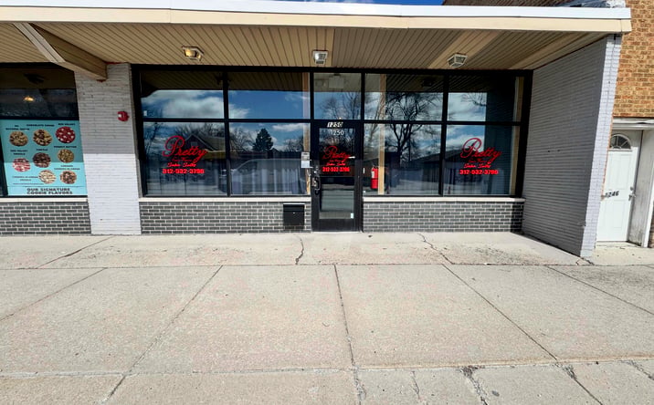Pictures of Retail property located at 1250 W 127th Street, Calumet Park, IL 60827 for sales - image #1