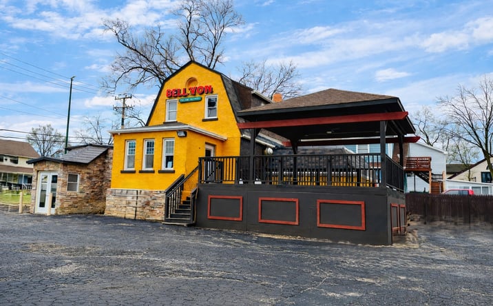 Pictures of Retail property located at 1209 Lisle Place, Lisle, IL 60532 for sales - image #1